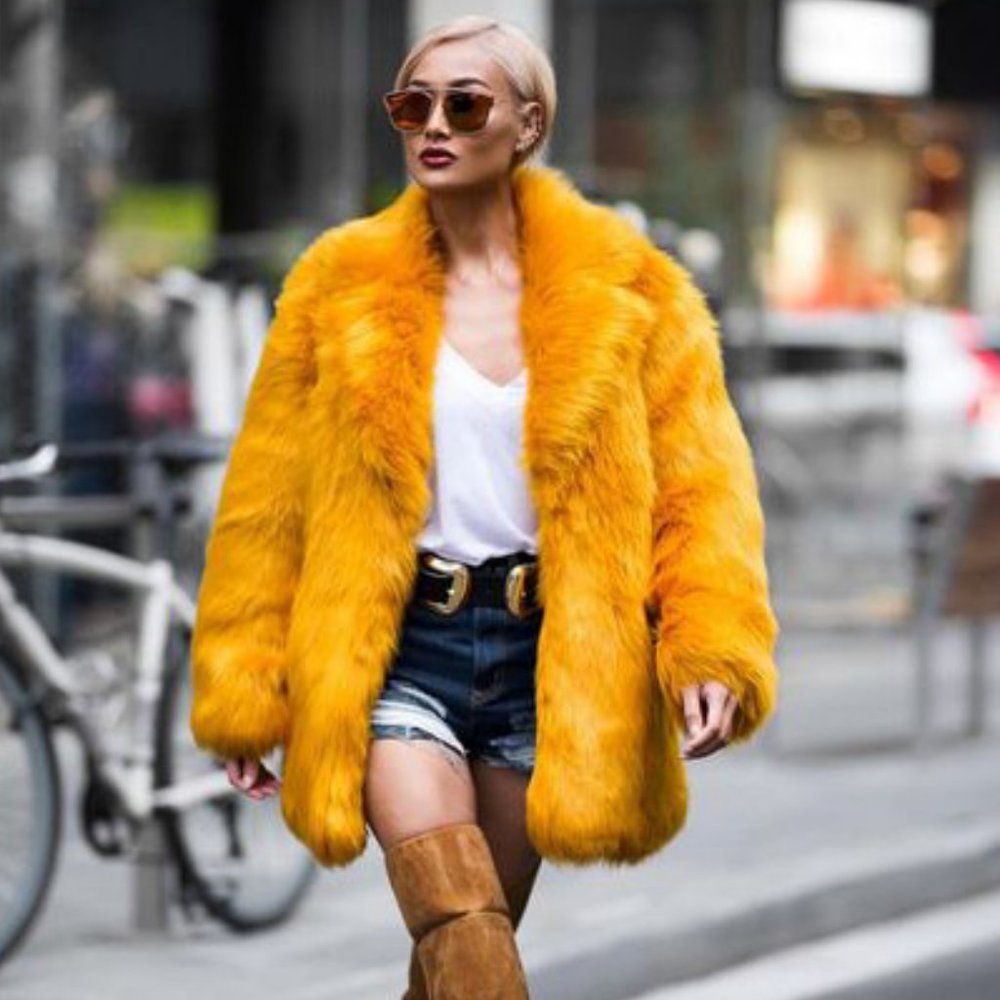 💥STUNNING💥GUESS FAUX FUR COAT in YELLOW HONEY GOLD - Picture 2 of 15